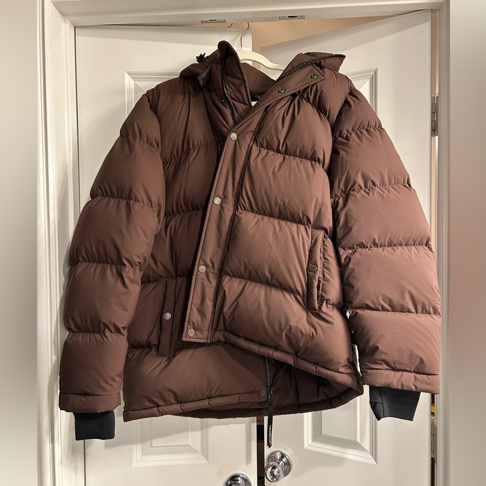 Aritzia Superpuff Original Brown XL